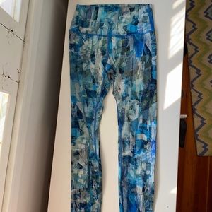 Lululemon leggings, size 4